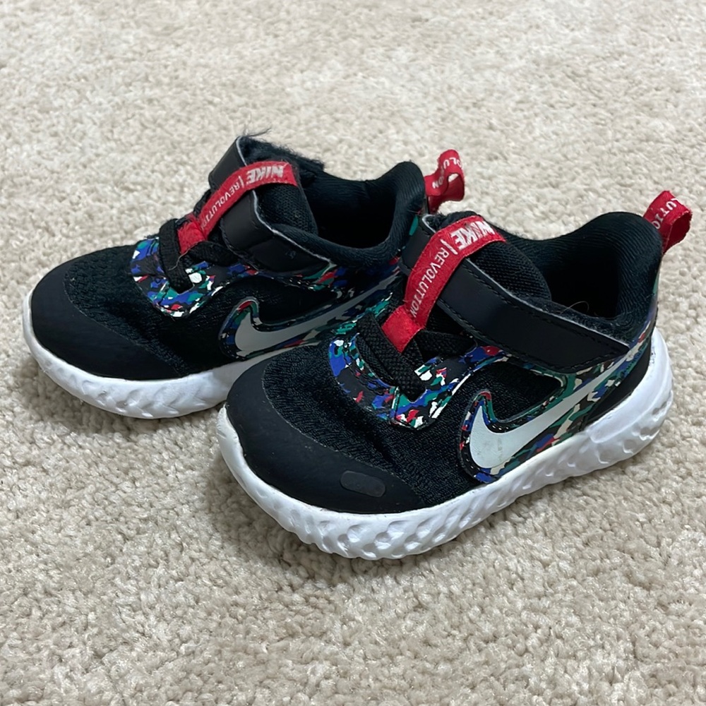 Nike toddler shoes